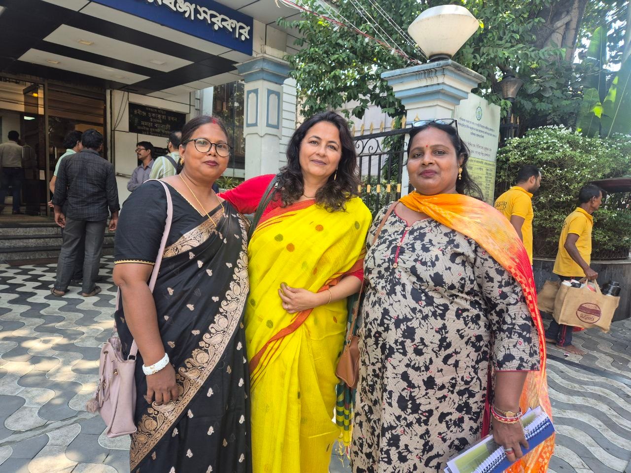 Gunamata Reena J. Sarkar with two guests outside Rabindra Okakura Bhawan